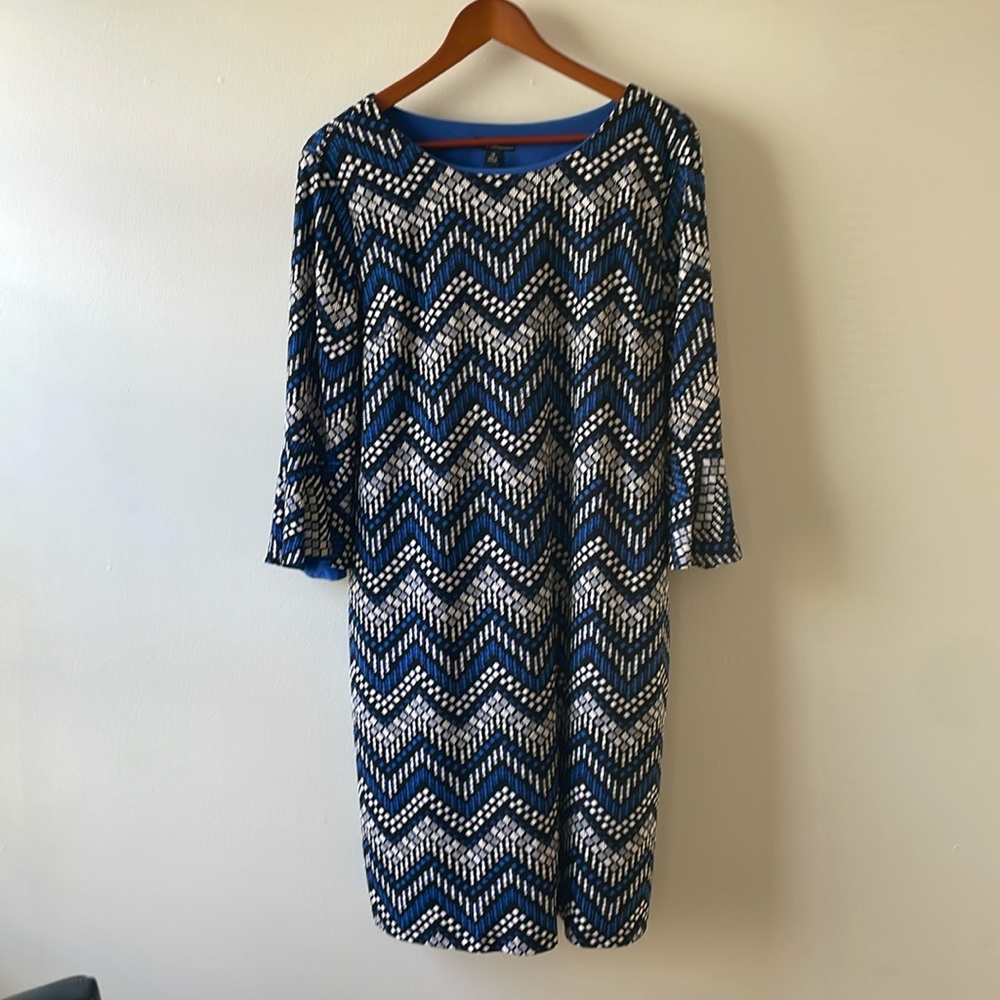 Women’s Knee Length Blue Patterned Dress